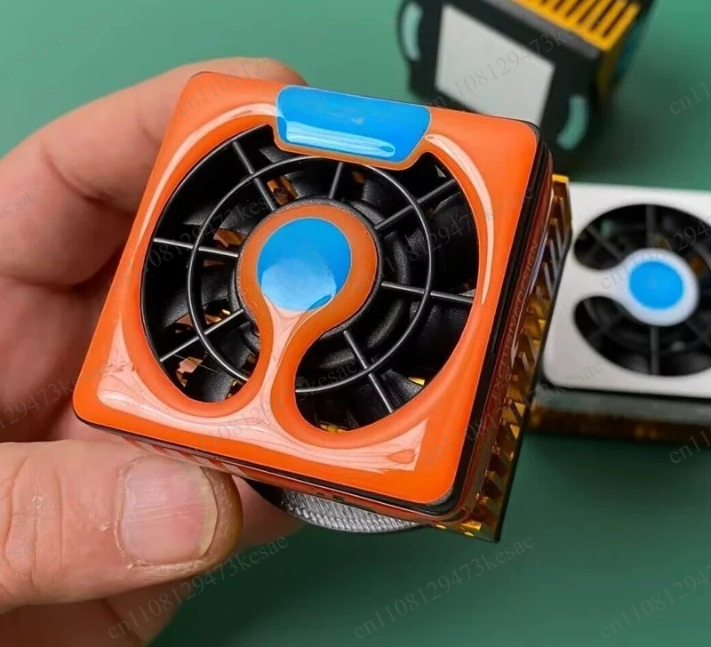 Phone Cooling Fan - Magnetyczny chłodzik do telefonu, półprzewodnikowy wentylator
