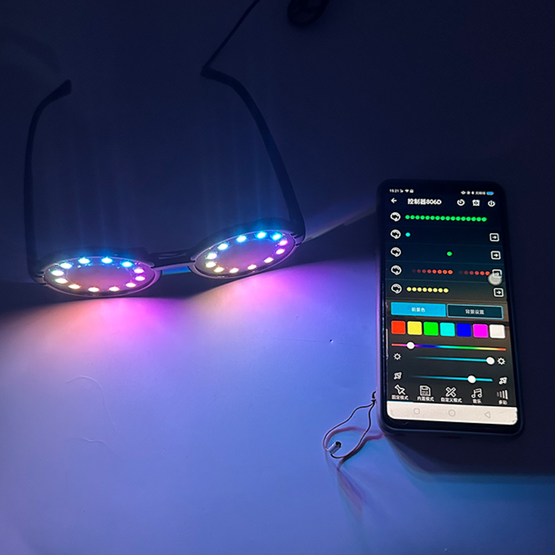 LED Bluetooth APP migające oku – Phone Accessories App recenzja i cena